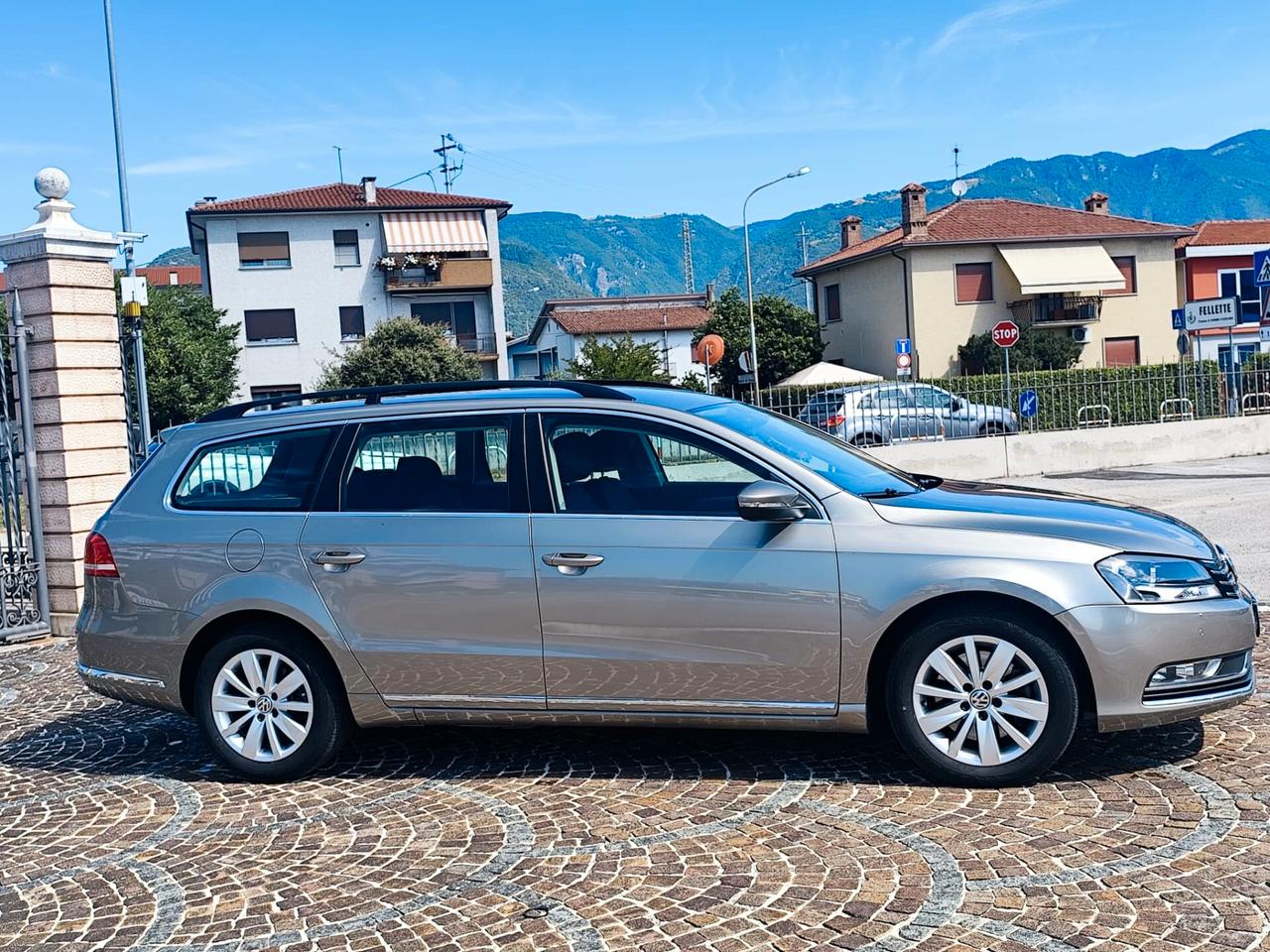 Volkswagen Passat Var. 2.0 TDI Highline BlueM.Tech.