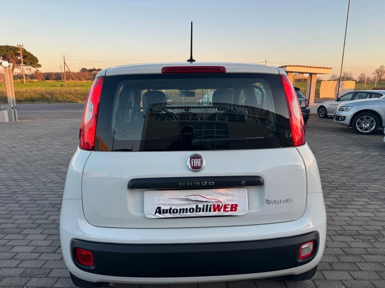 Fiat Panda 1.0 GSE S&S Hybrid Street Van 4 posti