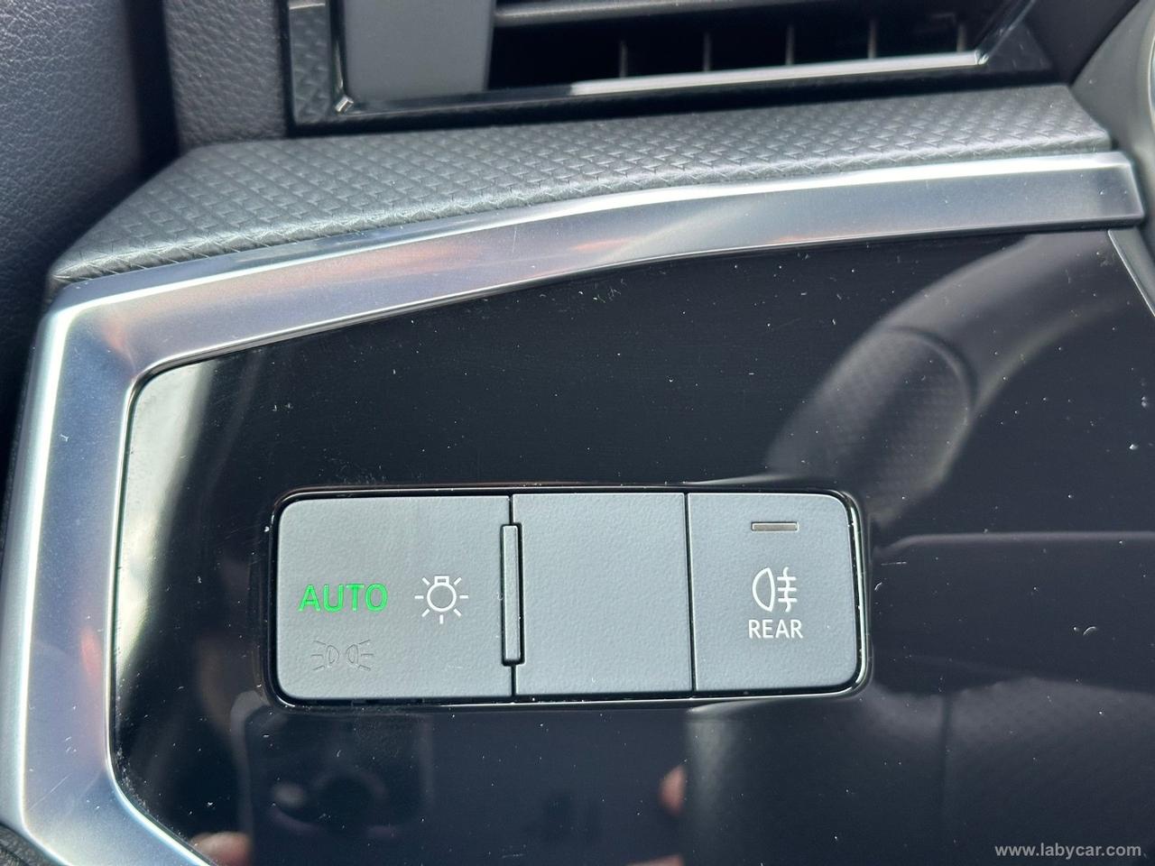 AUDI Q3 35 TFSI S line edition