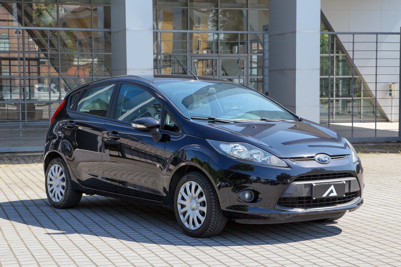 Ford Fiesta 1.25 5 porte GPL