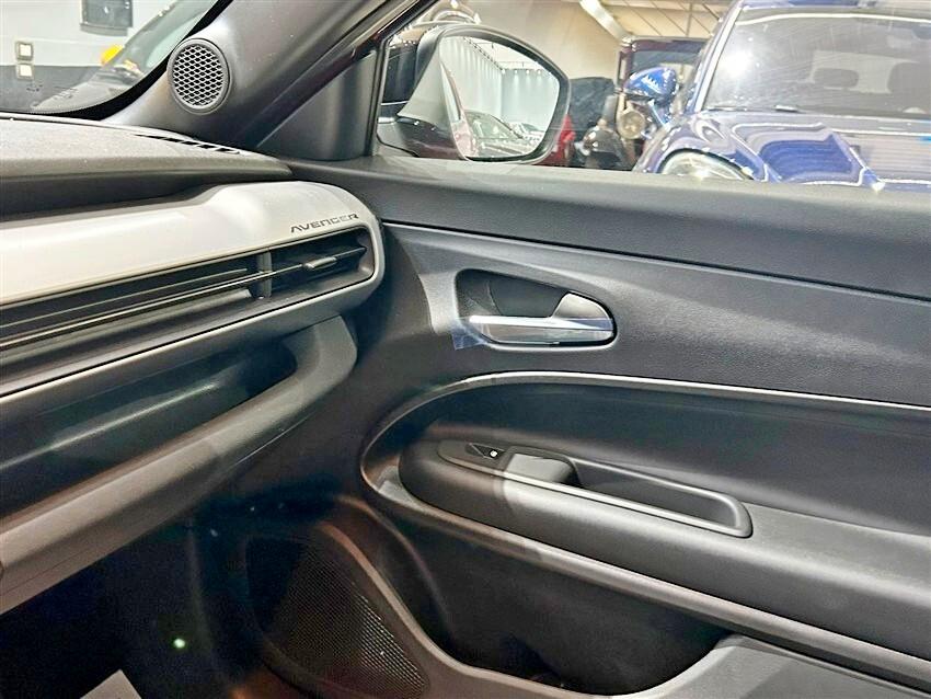 Jeep Avenger 1.2 Turbo 100 CV MHEV Altitude