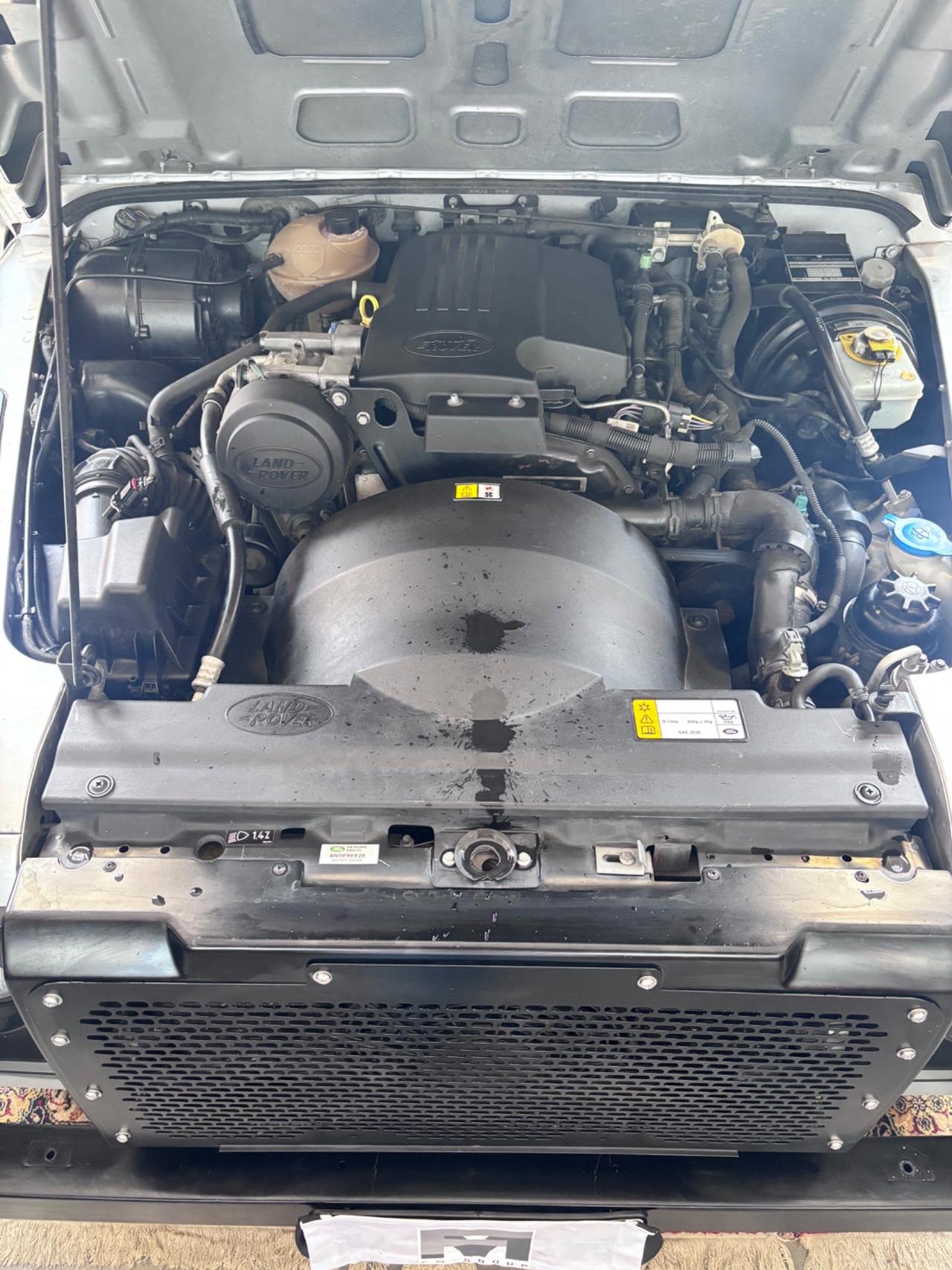 Land Rover Defender 110 2.2 TD4 Station Wagon SE N1