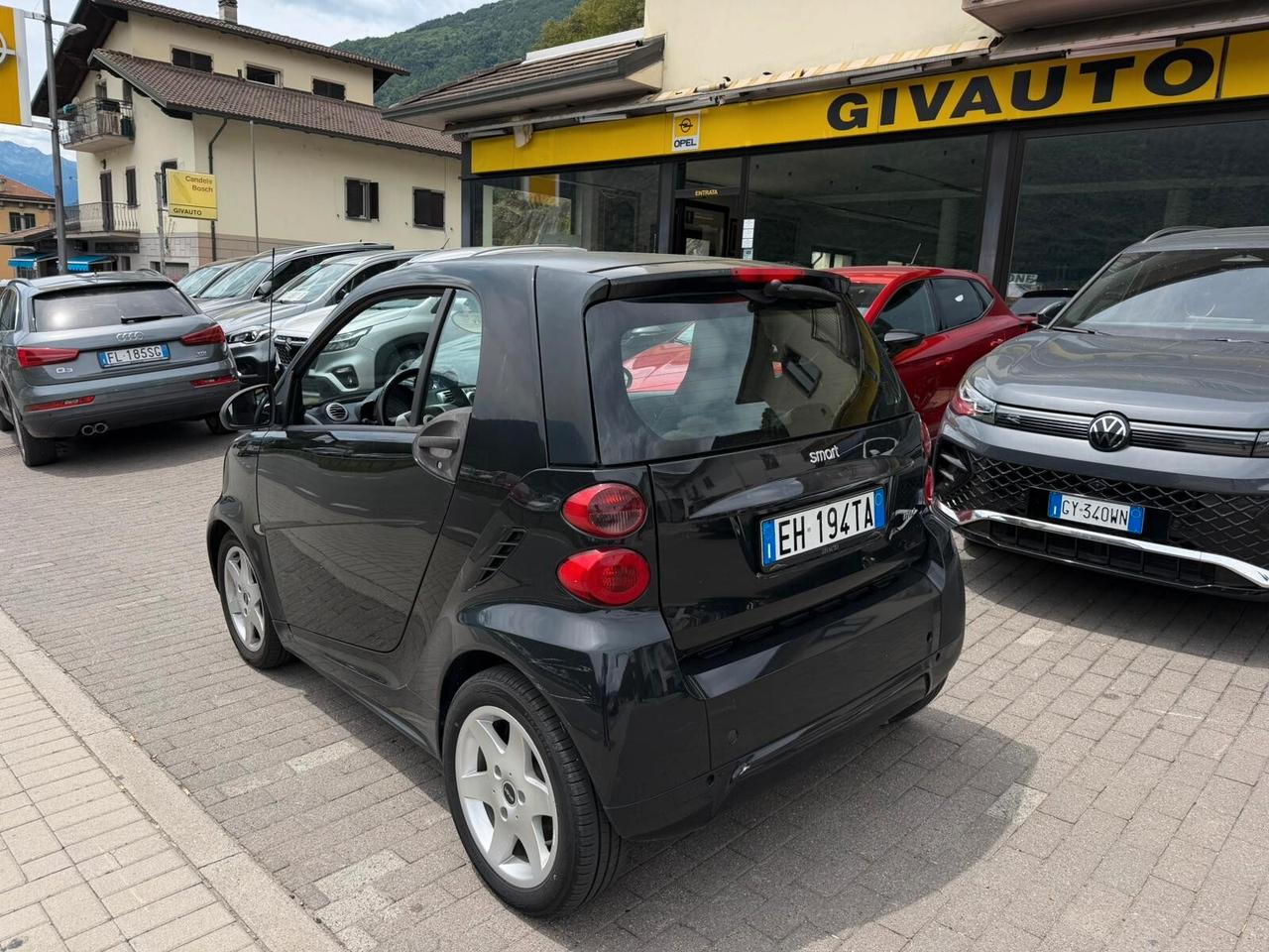 Smart Fortwo 1.0cc 71Cv mhd White