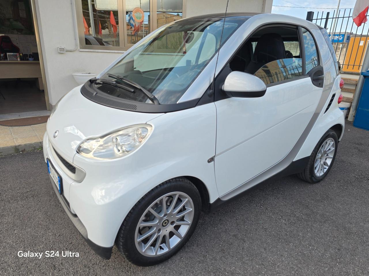 Smart ForTwo 1000 52 kW coupé passion