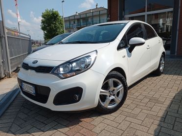 Kia Rio 1.1 CRDi WGT 5p. LX