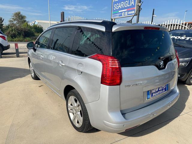 PEUGEOT 5008 2.0 HDi 150CV 7 POSTI+TETTO