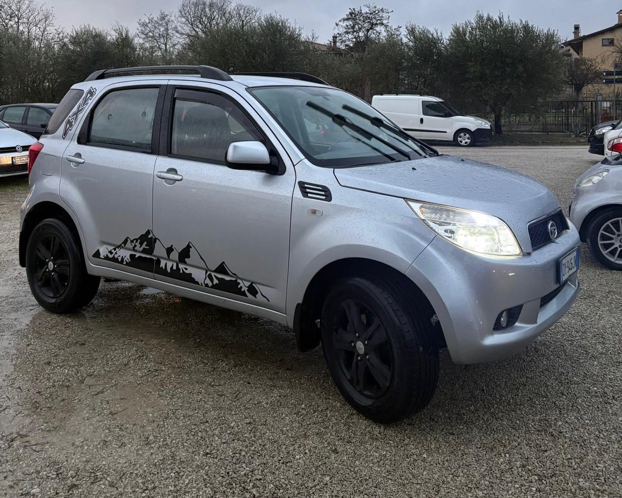 Daihatsu Terios 4WD 1.5 GPL/BENZ PARI AL NUOVO