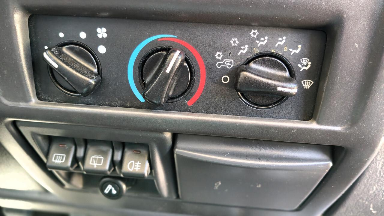 Jeep Wrangler 4.0 cat Sport ASI 4P