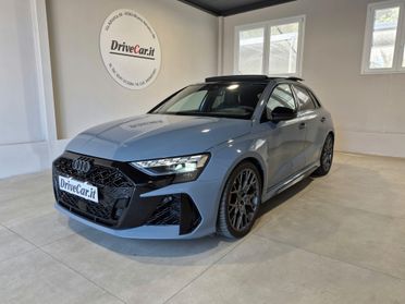 AUDI RS3 SPORTBACK TETTO APRIBILE TORQUE SPLITTER MARMITTE SPORT CARBONIO MATRIX SEDILI ELETTRICI CON MEMORIE HEAD UP DISPLAY