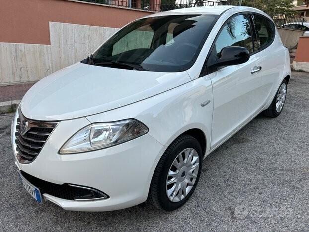 Lancia Ypsilon 1.3 MJT 95 KM CERTIFICATI