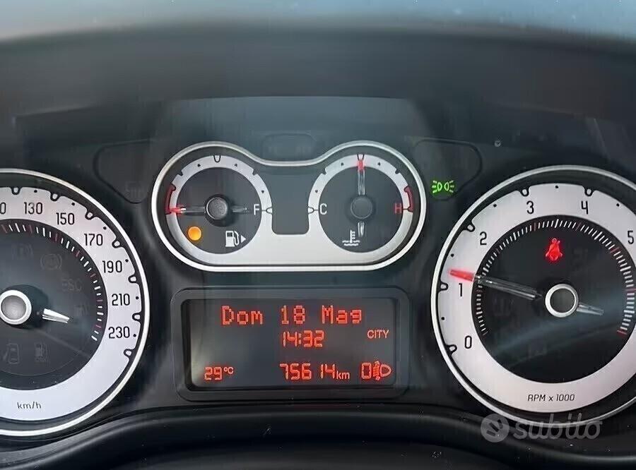 FIAT 500L 1,3 M.JET-UNICO PROPR-6B-3 REVISIONI