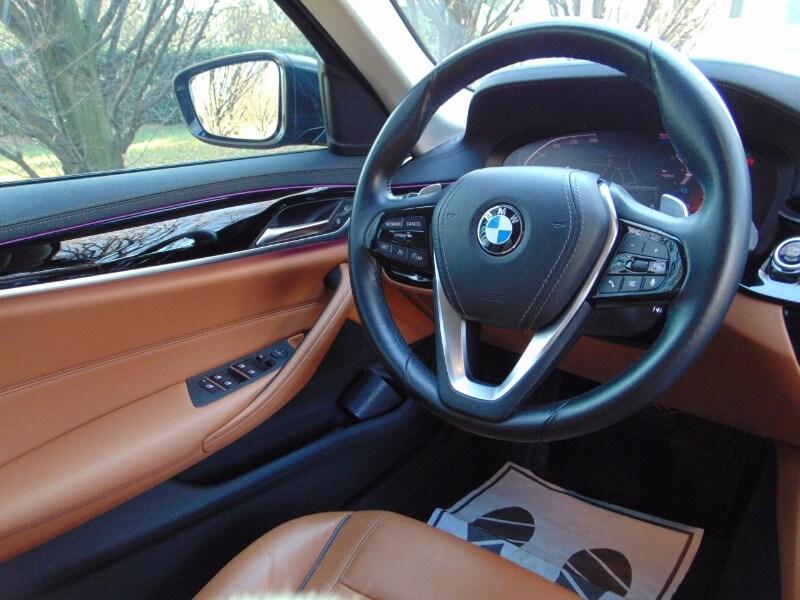 BMW Serie 5(G30/31/F90) 520d 48V xDrive Luxury