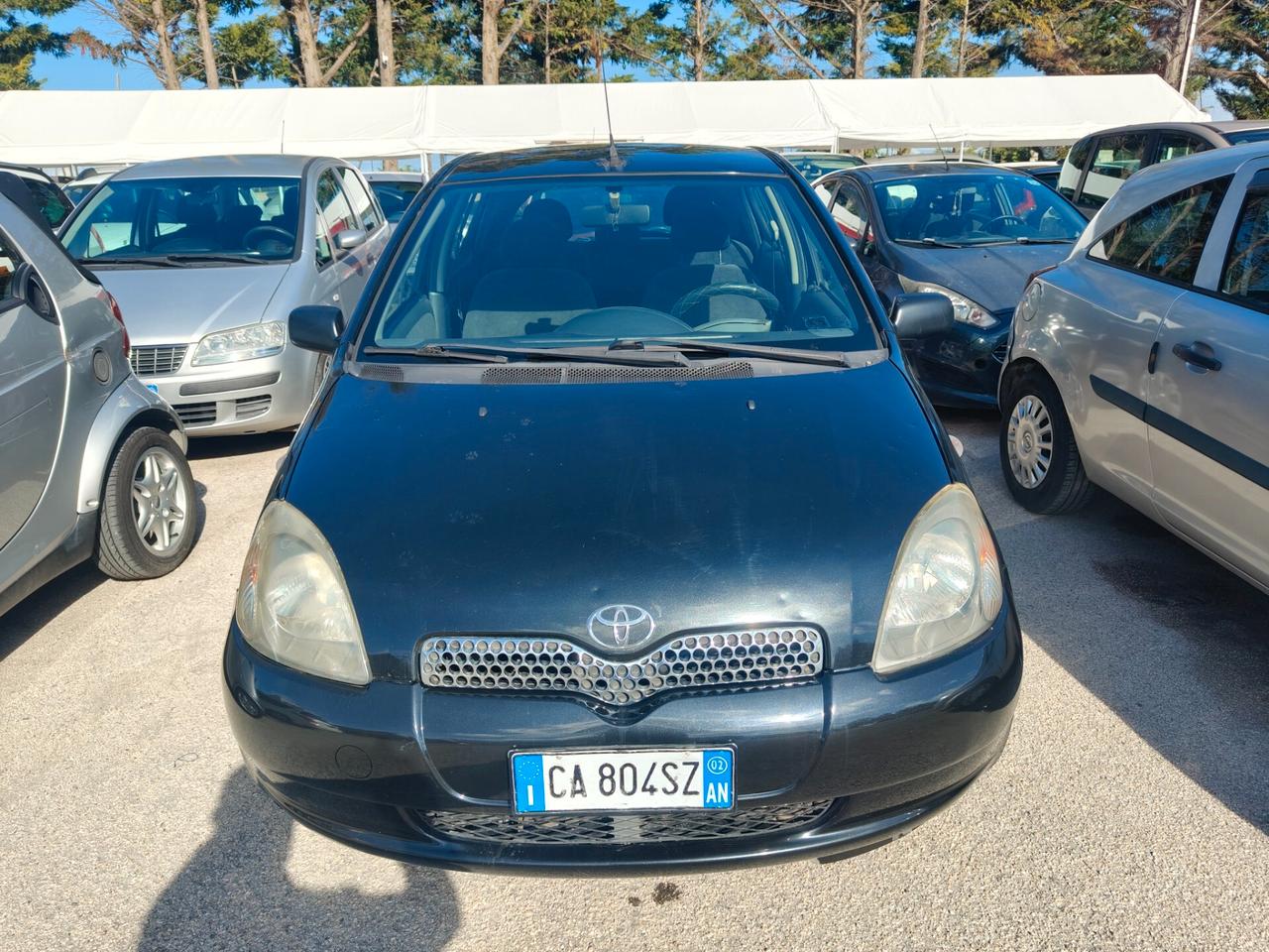 Toyota Yaris 1.0i 16V cat 5 porte