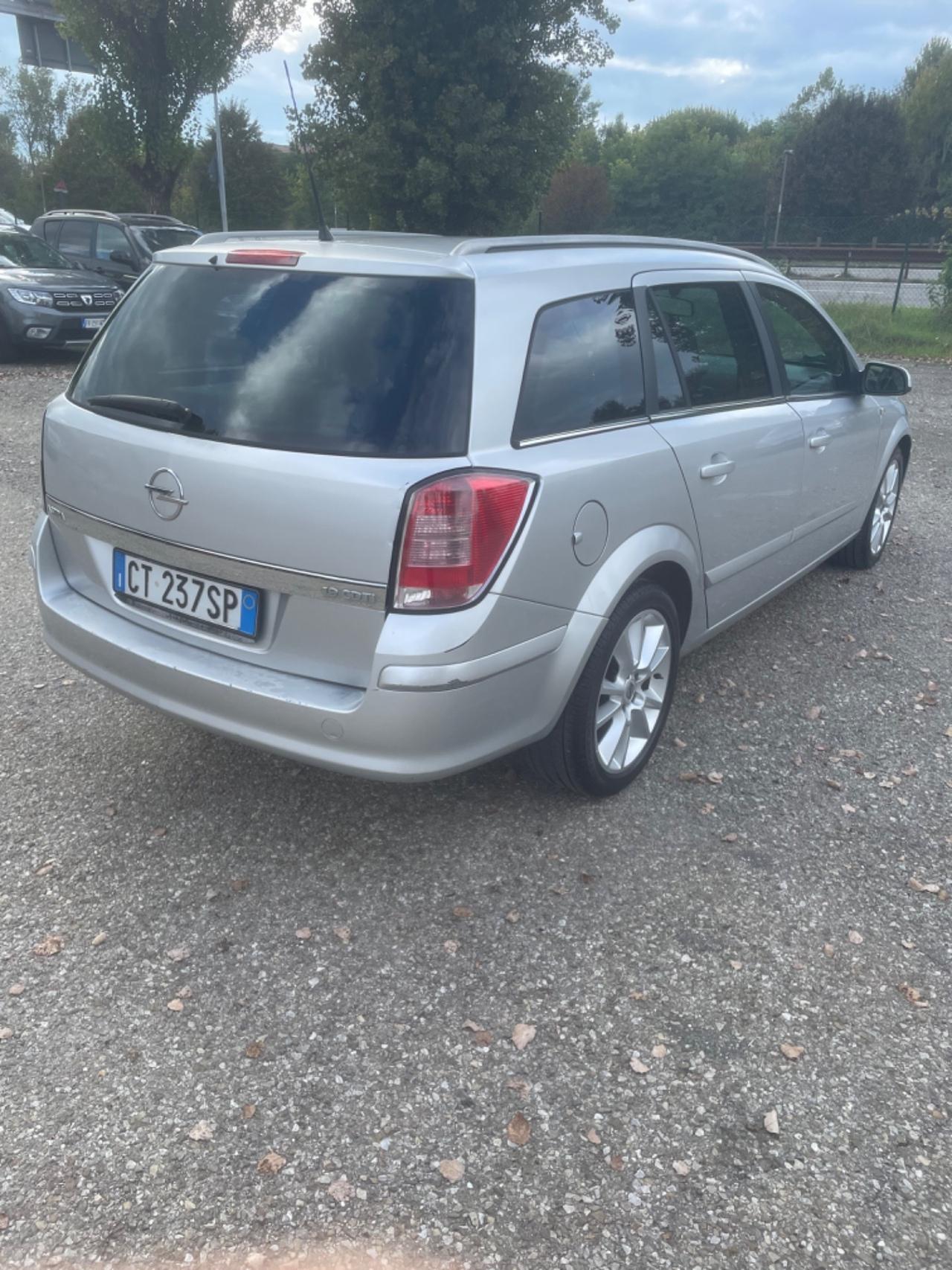 Opel Astra 1.9 CDTI 120CV Station Wagon Cosmo