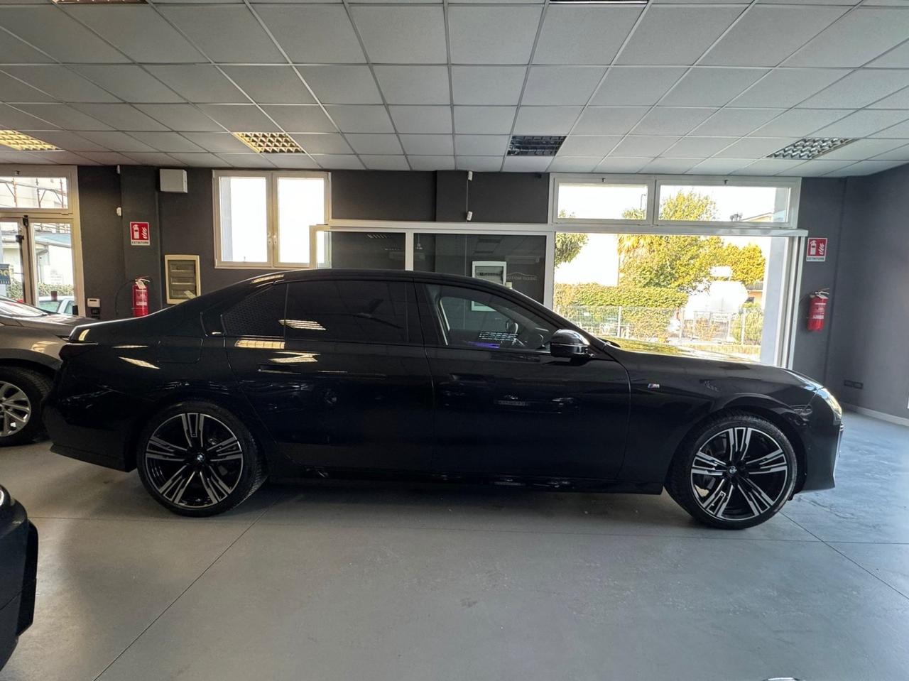 Bmw 740 740d xDrive 48V