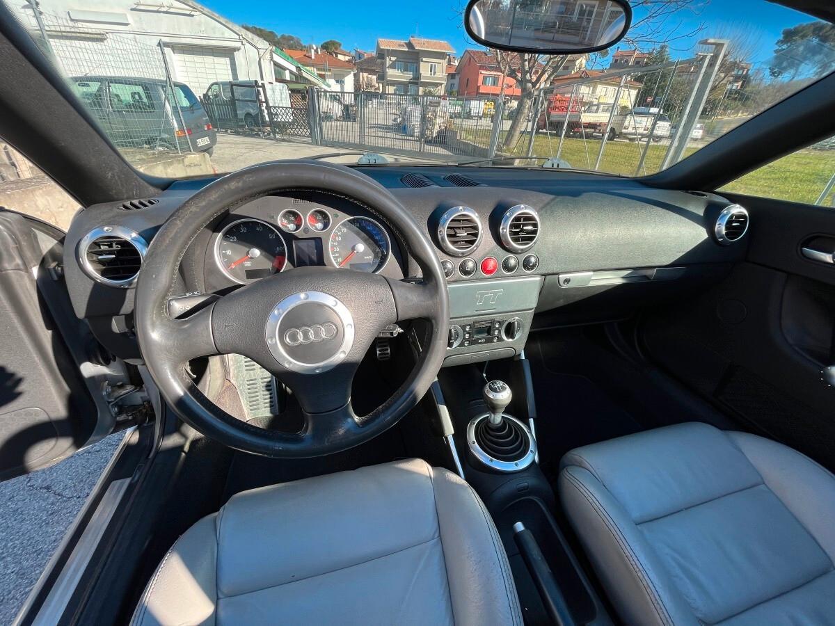 Audi TT Roadster 1.8 T 20V 179 CV cat