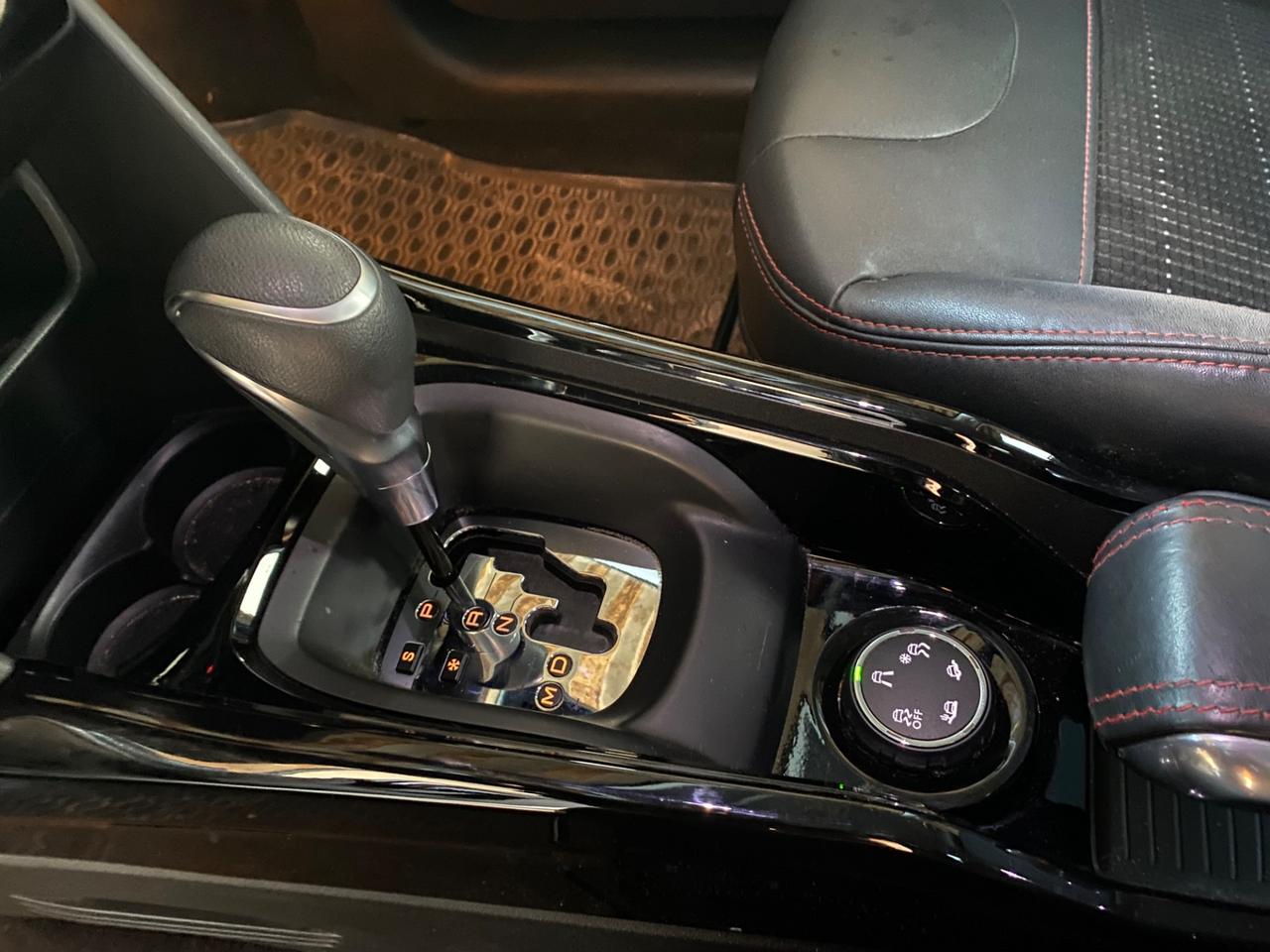 Peugeot 2008 Gt Line AUTOMATICA | OK NEOPATENTATI
