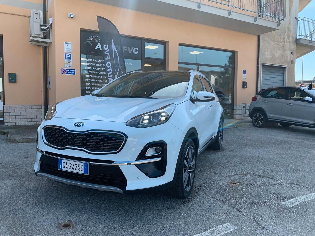 Kia Sportage 1.6 CRDI Mild Hybrid TETTO Unicop.