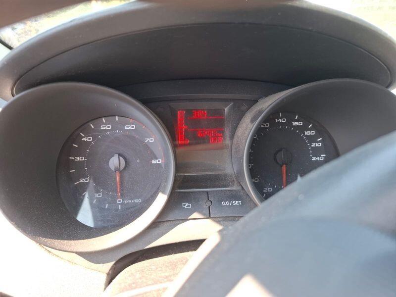 SEAT IBIZA 1.2 BENZINA NO SINISTRATA MOTORE KO