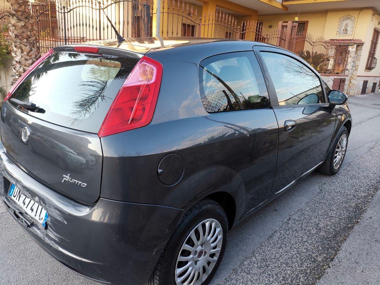 Fiat Grande Punto 3 Porte Grande Punto 1.3 mjt Dynamic 90cv LEGGI
