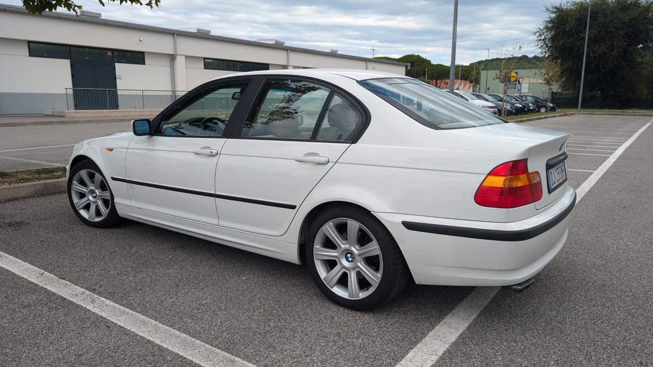 Bmw 325i UNICO PROPRIETARIO