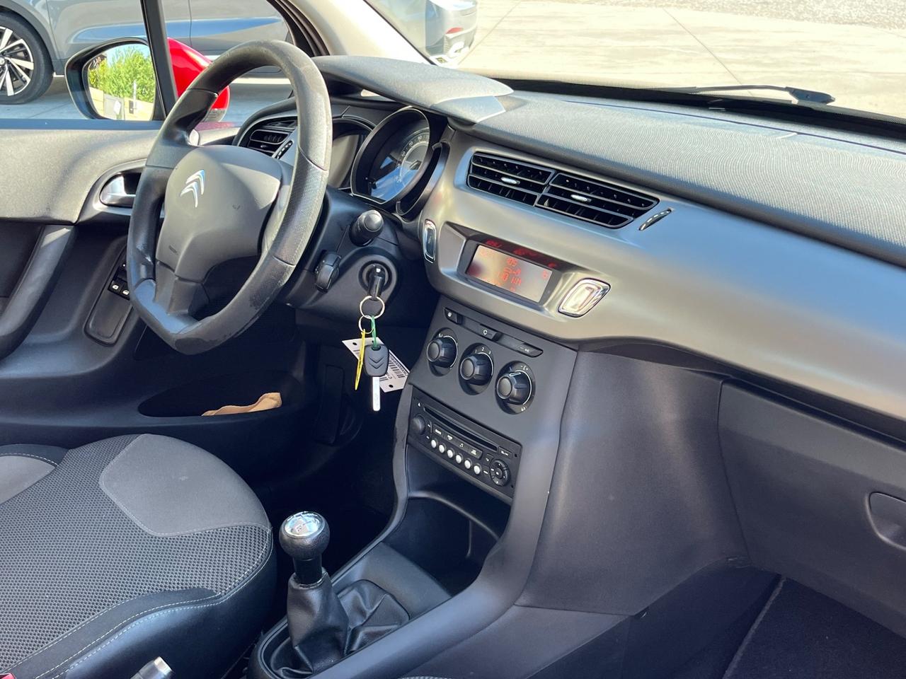 Citroen C3 1.2 VTi 82 Vanity Fair 10 ok Neopatentato