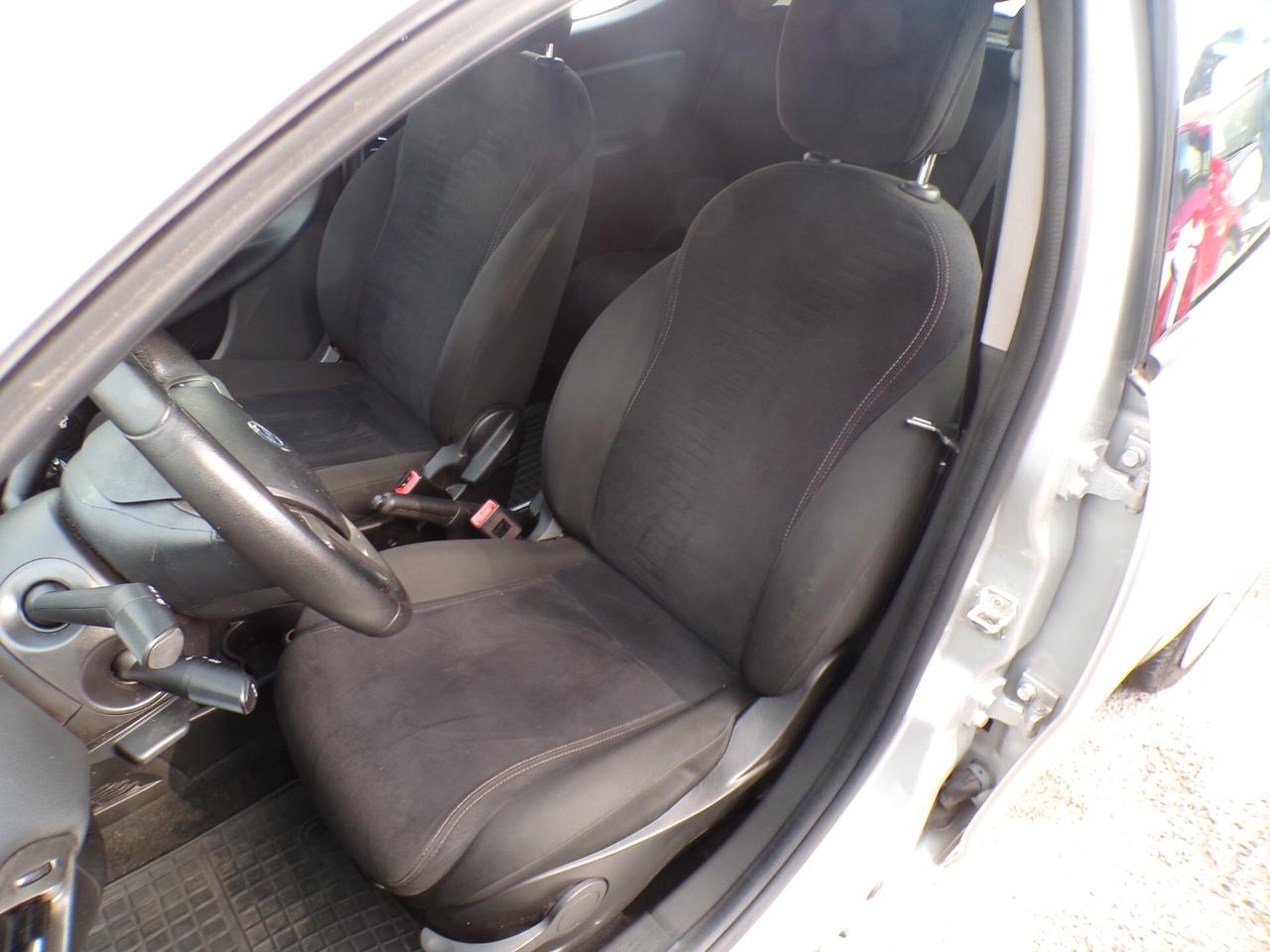 Lancia Ypsilon 1.2 69 CV 5 porte