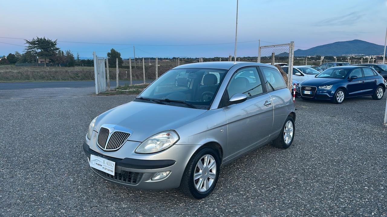 Lancia Ypsilon 1.3 Multijet 16V Platino