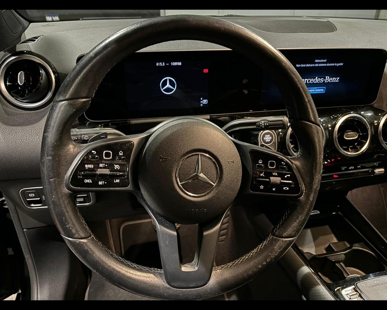 Mercedes-Benz Classe B - W247 2018 - B 180 d Sport Plus auto