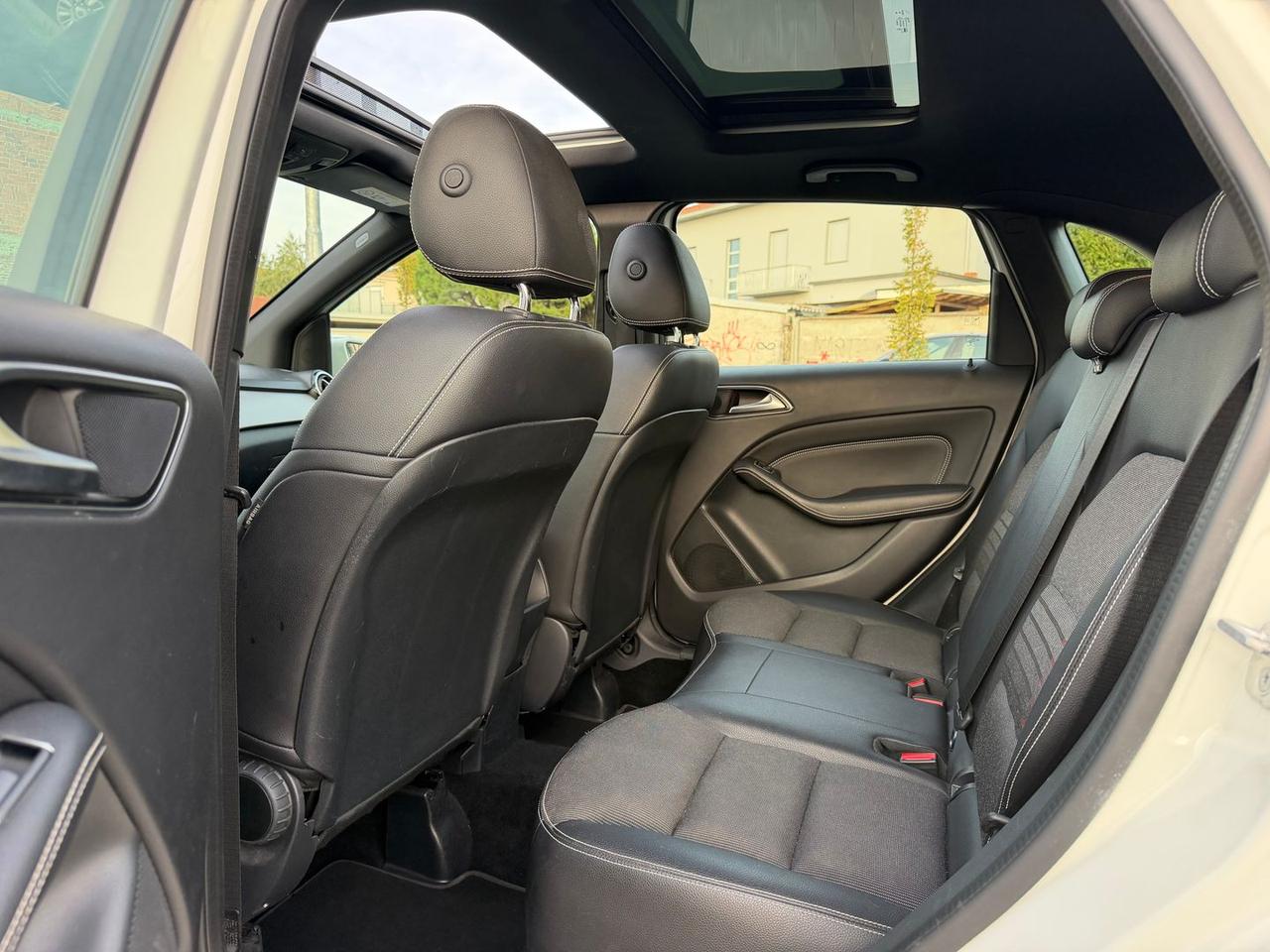 Mercedes-Benz 200 D Sport next #50363