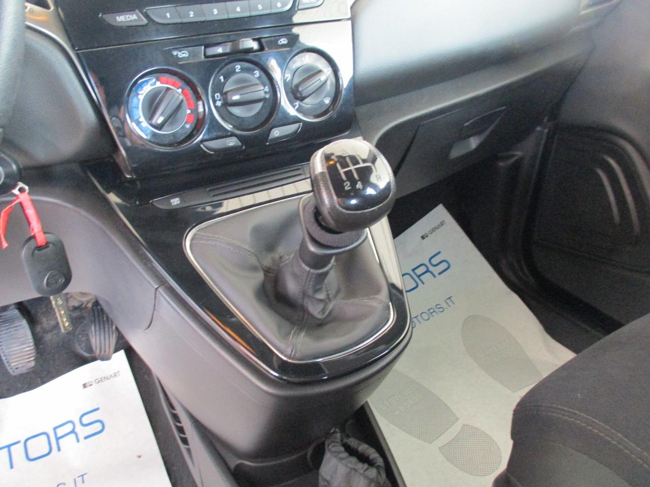 LANCIA YPSILON 1.2 GOLD
