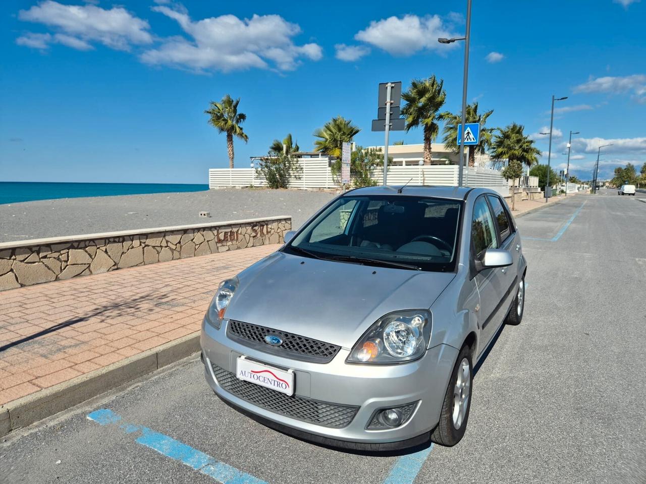 Ford Fiesta 1.4 TDCi aut. 5p. Titanium