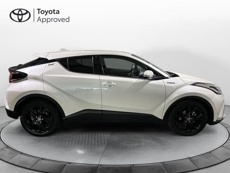 Toyota C-HR C-HR 1.8 Hybrid E-CVT Trend AREA C FREE