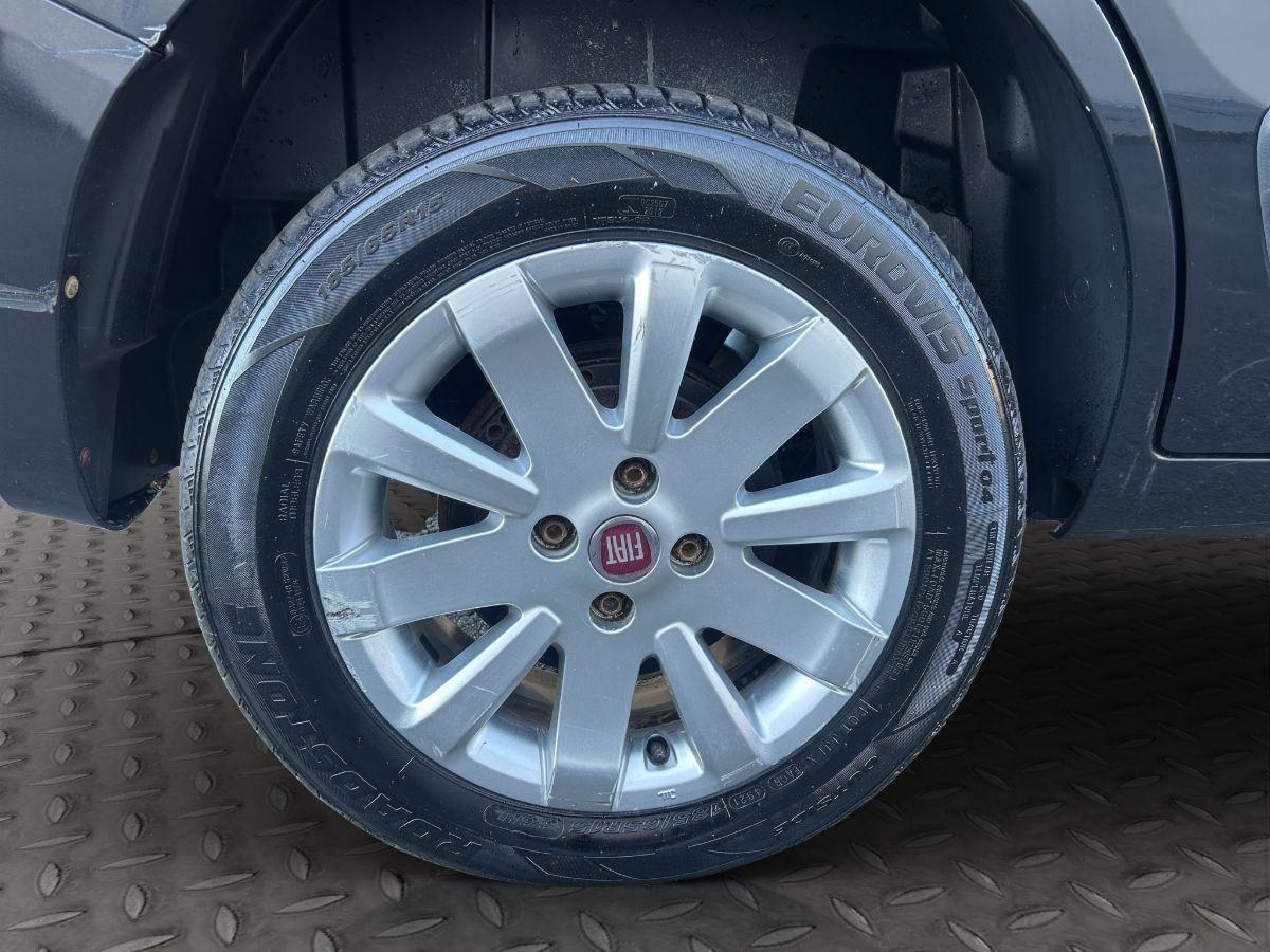 FIAT - QUBO - 1.3 MJT 75 CV Trekking