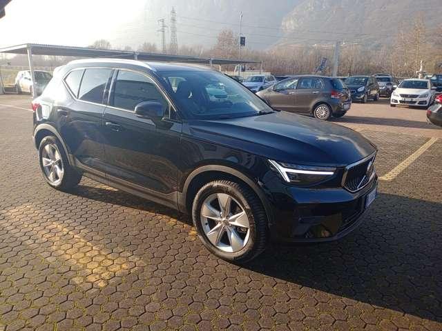 Volvo XC40 XC40 2023 2.0 b3 Core auto