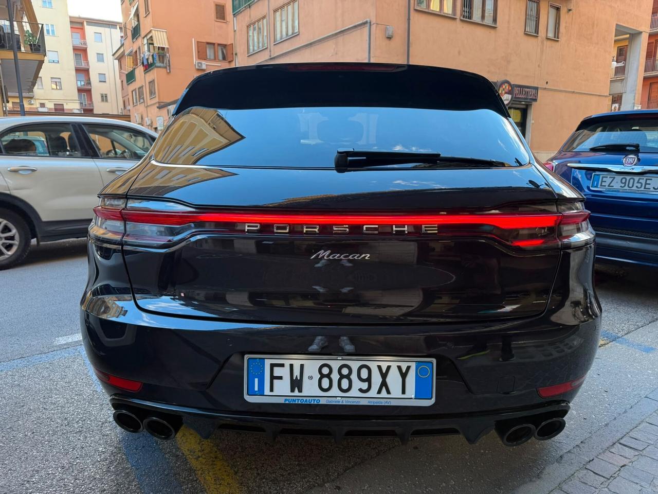 Porsche Macan 2.0 T 245cv no superbollo