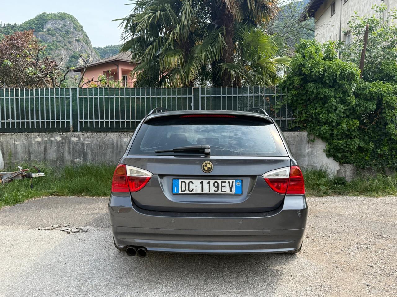 Bmw 320 320d cat Touring Attiva