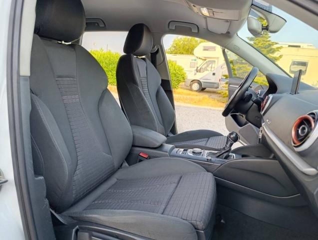 Audi A3 2.0 tdi Attraction 150cv s-tronic E6