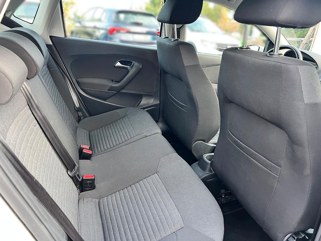 VOLKSWAGEN POLO 1.6 TDI 5P R-Line - 2012