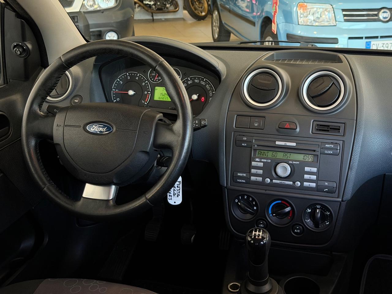 Ford Fiesta 1.2 16V 5p. Clever