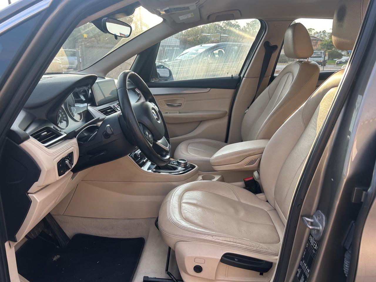 Bmw 218 active tourer steptronic luxury