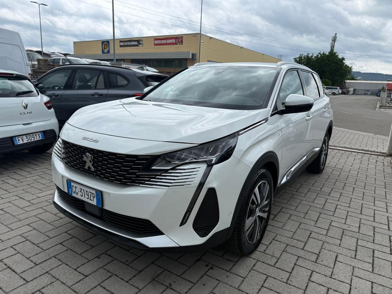 Peugeot 5008 1.5 HDI *7 POSTI* *CAMBIO AUTMATICO* PREZZO REALE