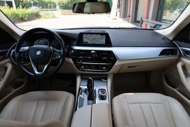 BMW 520 d xDrive Berlina 190CV Automatica Navi Pelle LED++