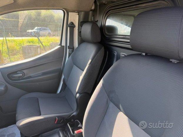NISSAN NV200 1.5 dCi 86CV Combi Easy