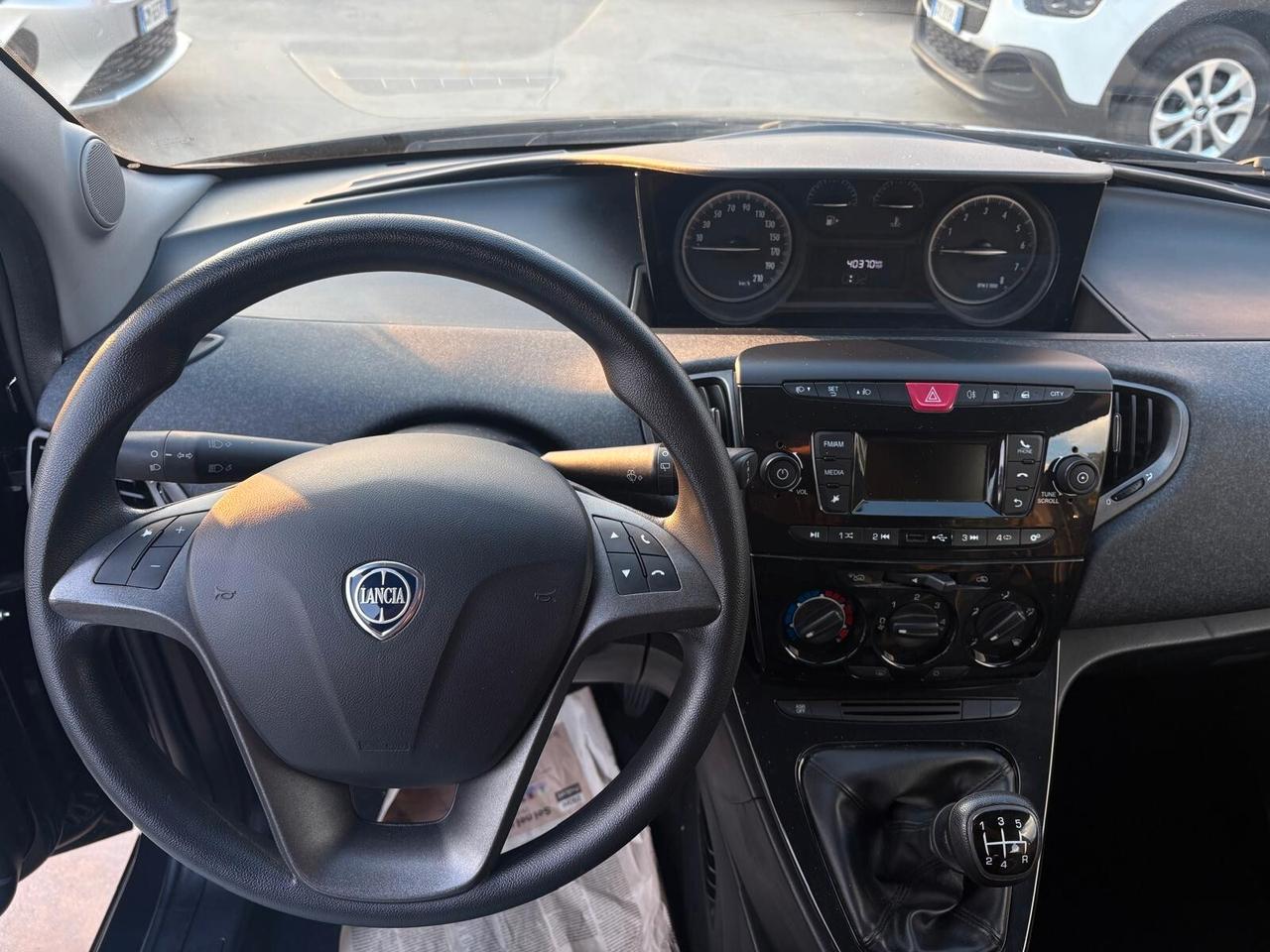 Lancia Ypsilon 1.2 69 CV 5 porte GPL Ecochic Elefantino Blu