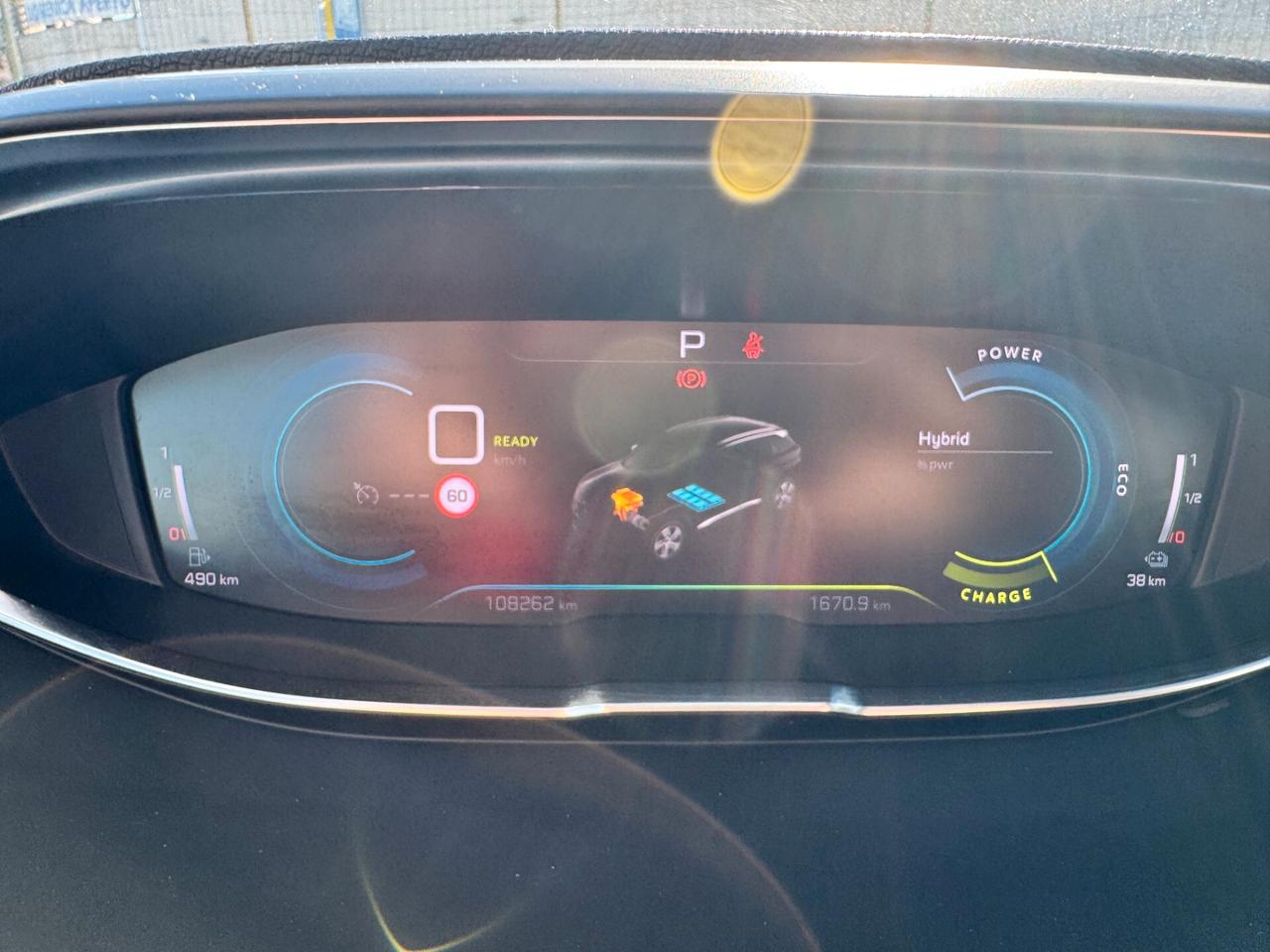 Peugeot 3008 Hybrid 225 e-EAT8 Allure