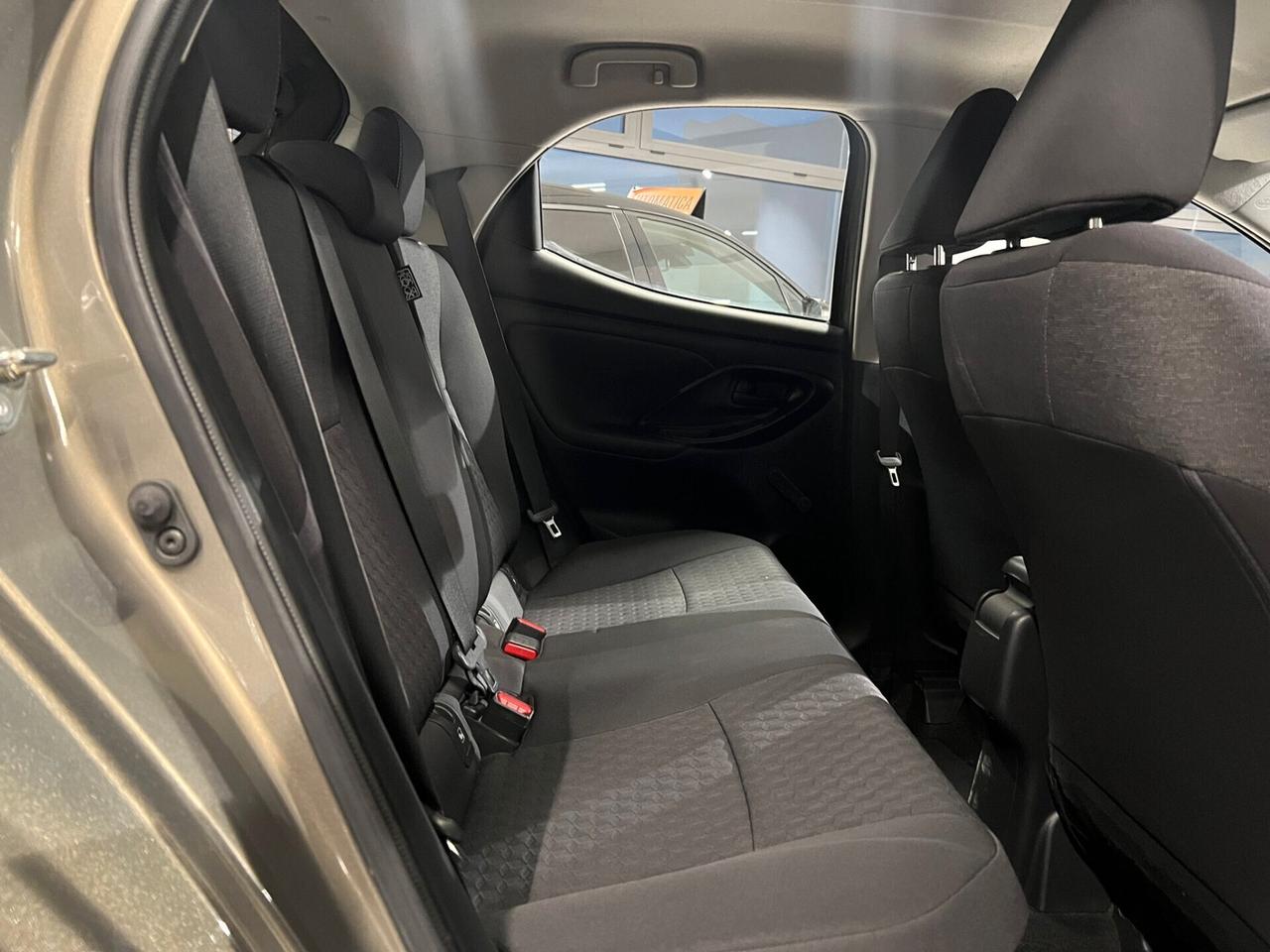 Toyota Yaris 1.5 Hybrid 5 porte Business