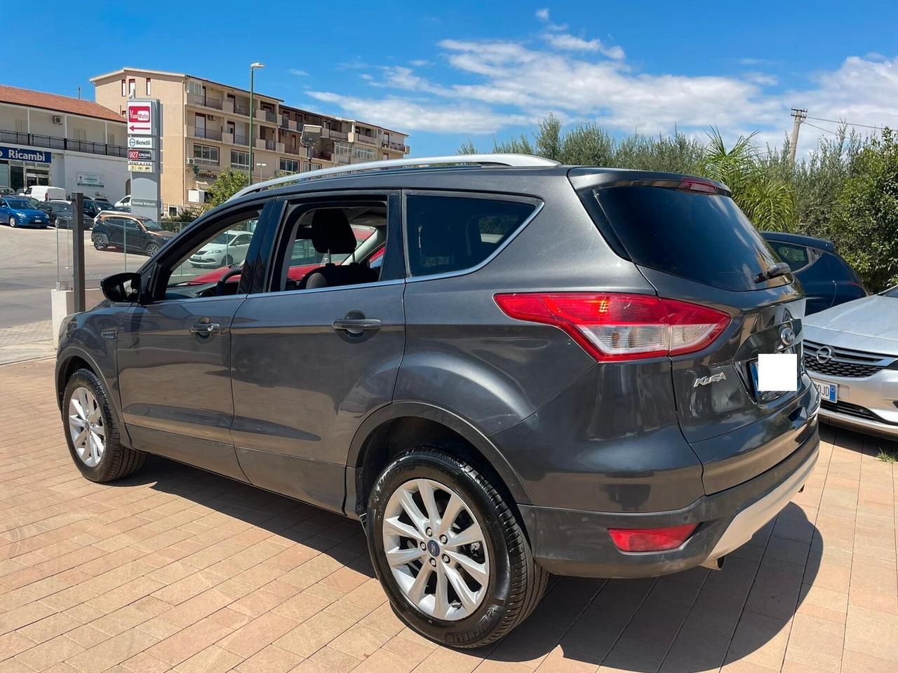 Ford Kuga "Finanziabile Senza Busta Paga"