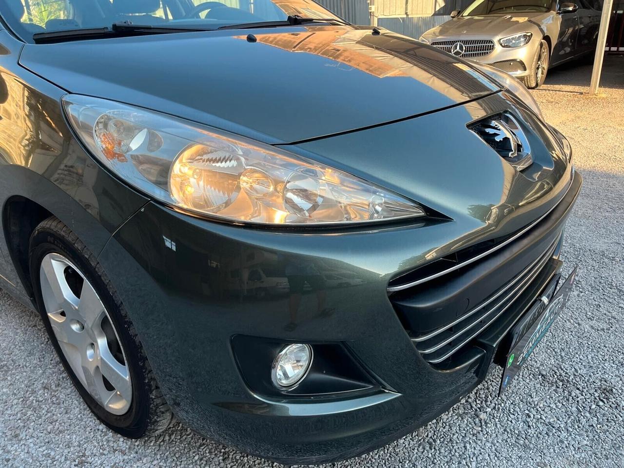 Peugeot 207 2010 Premium Sport 1.6 HDi 90CV Euro5