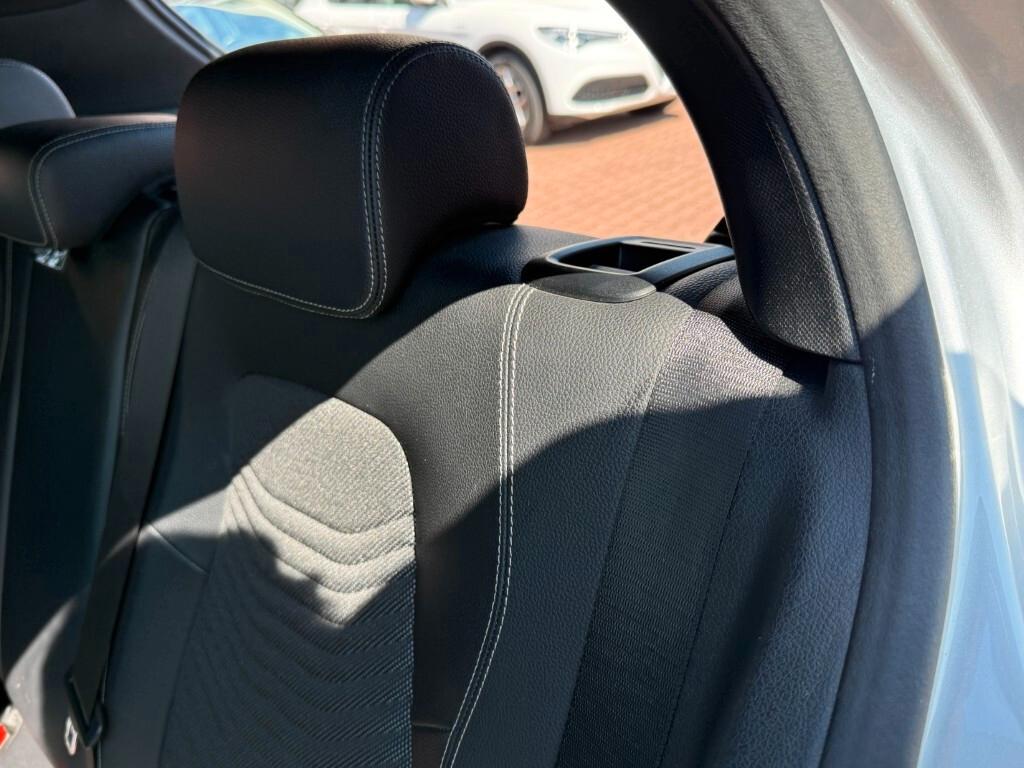 Mercedes-benz A 180 d Automatic Premium